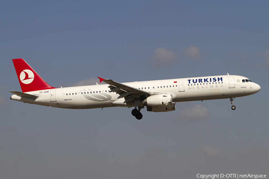 Turkish Airlines Airbus A321-232 (TC-JMK) | Photo 316912
