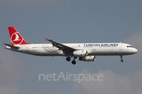 Turkish Airlines Airbus A321-231 (TC-JMM) at  Istanbul - Ataturk, Turkey