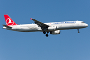 Turkish Airlines Airbus A321-231 (TC-JMN) at  Istanbul - Ataturk, Turkey