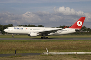 Turkish Airlines Airbus A330-203 (TC-JNA) at  Hamburg - Fuhlsbuettel (Helmut Schmidt), Germany