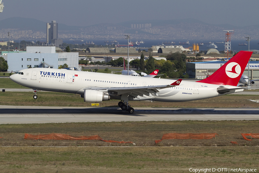 Turkish Airlines Airbus A330-203 (TC-JNA) | Photo 317249
