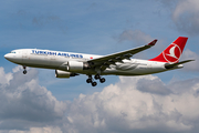 Turkish Airlines Airbus A330-203 (TC-JNB) at  Hamburg - Fuhlsbuettel (Helmut Schmidt), Germany