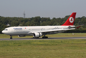 Turkish Airlines Airbus A330-203 (TC-JNB) at  Hamburg - Fuhlsbuettel (Helmut Schmidt), Germany