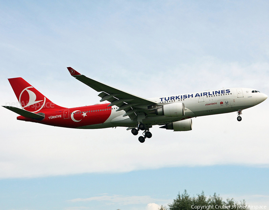 Turkish Airlines Airbus A330-203 (TC-JNB) | Photo 486728