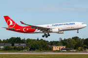 Turkish Airlines Airbus A330-203 (TC-JNB) at  Hamburg - Fuhlsbuettel (Helmut Schmidt), Germany