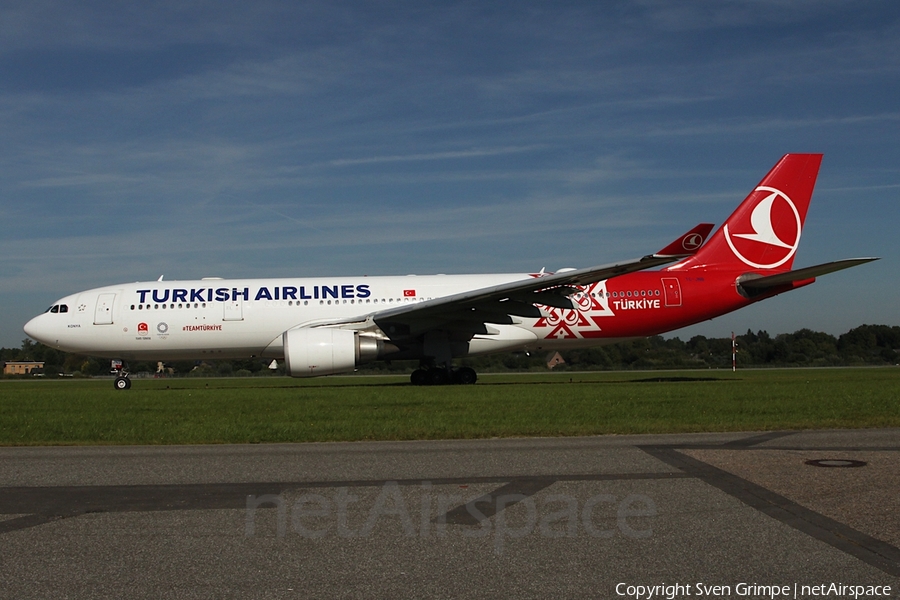 Turkish Airlines Airbus A330-203 (TC-JNB) | Photo 596649