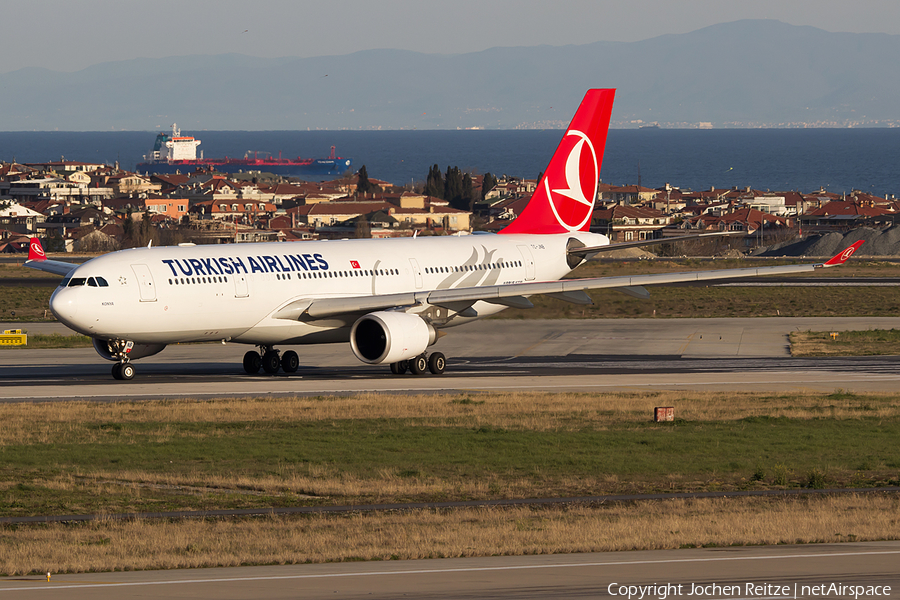 Turkish Airlines Airbus A330-203 (TC-JNB) | Photo 76324