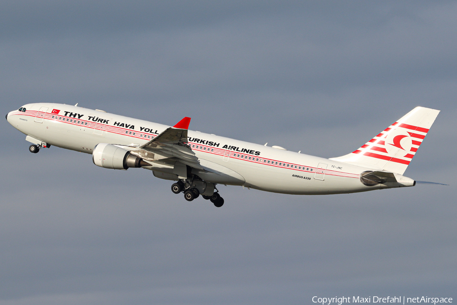 Turkish Airlines Airbus A330-203 (TC-JNC) | Photo 490909