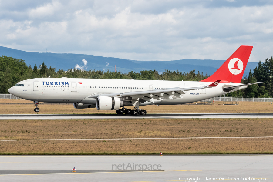 Turkish Airlines Airbus A330-203 (TC-JNC) | Photo 87230