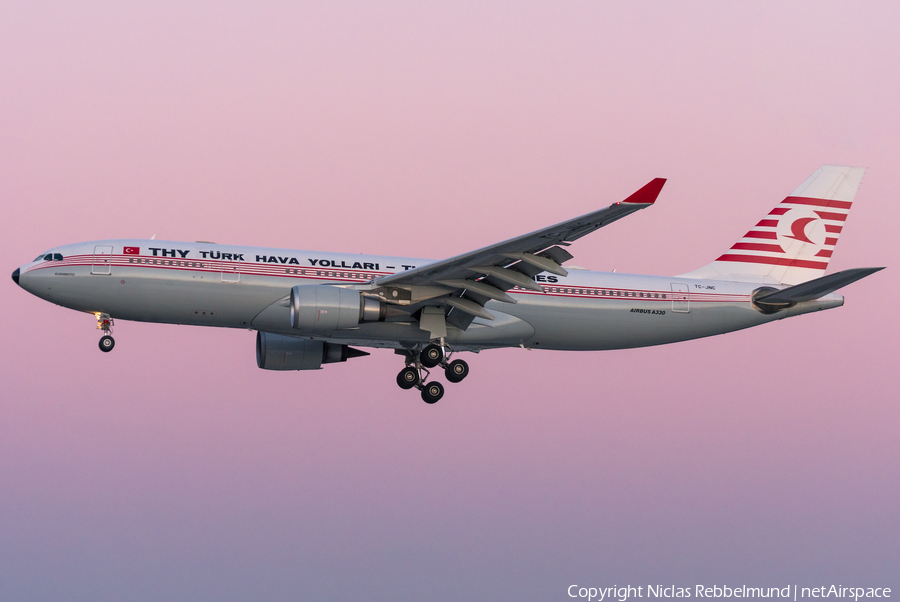 Turkish Airlines Airbus A330-203 (TC-JNC) | Photo 288824