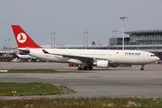 Turkish Airlines Airbus A330-203 (TC-JNC) at  Hamburg - Fuhlsbuettel (Helmut Schmidt), Germany