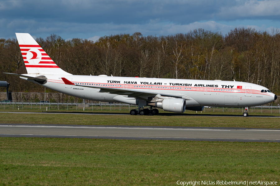 Turkish Airlines Airbus A330-203 (TC-JNC) | Photo 443588