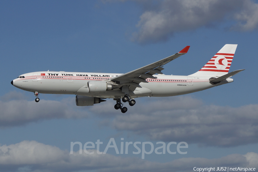 Turkish Airlines Airbus A330-203 (TC-JNC) | Photo 443623