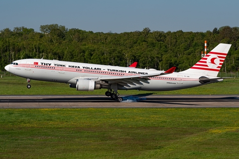 Turkish Airlines Airbus A330-203 (TC-JNC) at  Hamburg - Fuhlsbuettel (Helmut Schmidt), Germany