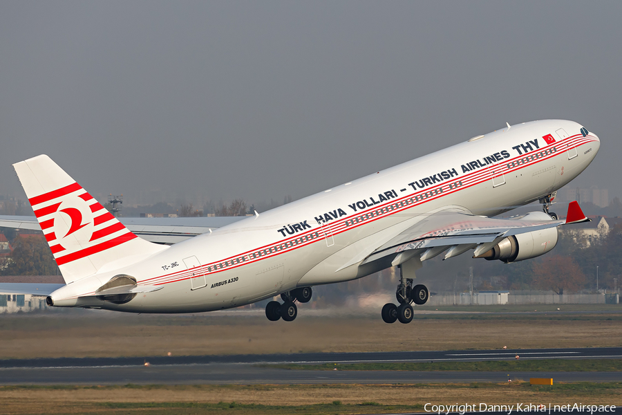 Turkish Airlines Airbus A330-203 (TC-JNC) | Photo 89961