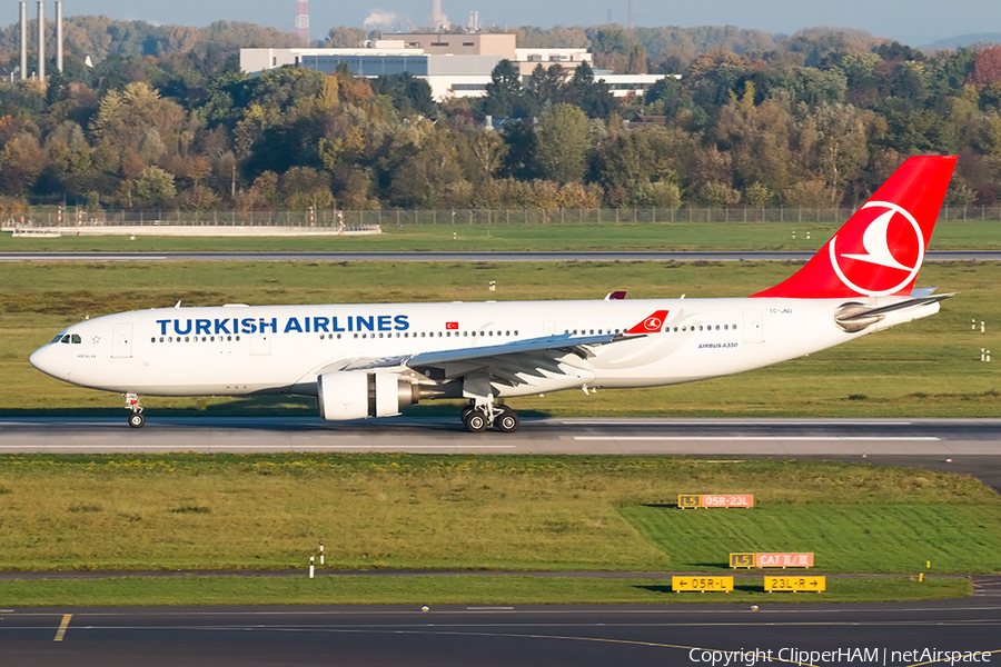 Turkish Airlines Airbus A330-203 (TC-JND) | Photo 194408