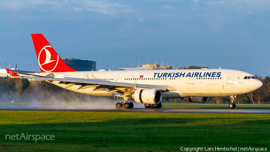 Turkish Airlines Airbus A330-203 (TC-JND) | Photo 596214