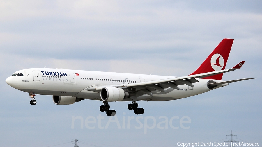 Turkish Airlines Airbus A330-203 (TC-JNG) | Photo 206214