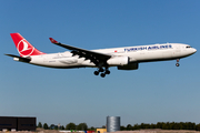 Turkish Airlines Airbus A330-343E (TC-JNH) at  Amsterdam - Schiphol, Netherlands