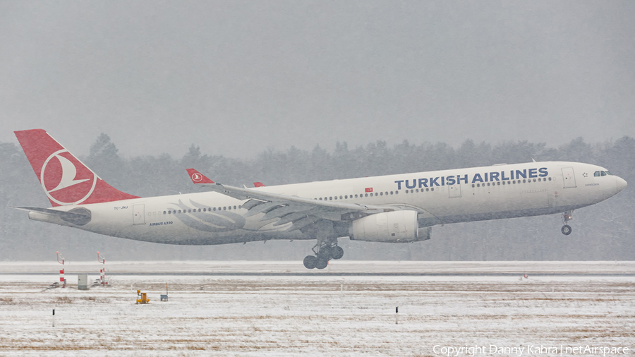 Turkish Airlines Airbus A330-343E (TC-JNJ) | Photo 95227