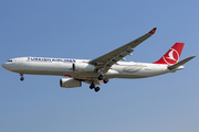 Turkish Airlines Airbus A330-343E (TC-JNK) at  Barcelona - El Prat, Spain
