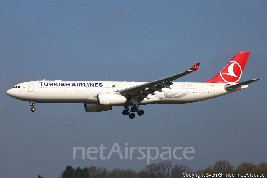 Turkish Airlines Airbus A330-343E (TC-JNK) | Photo 17111