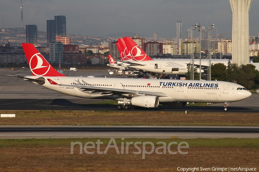 Turkish Airlines Airbus A330-343E (TC-JNK) | Photo 278777