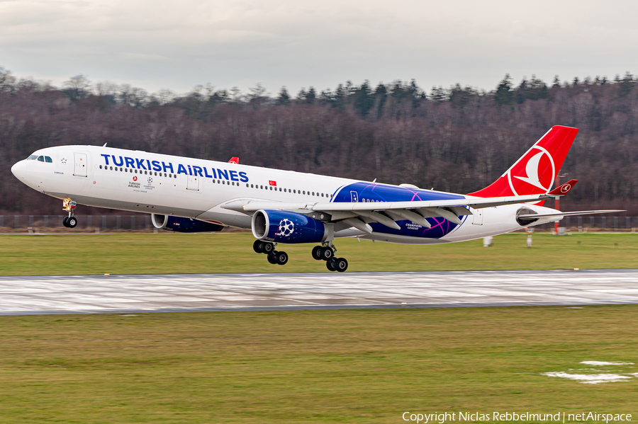 Turkish Airlines Airbus A330-343E (TC-JNM) | Photo 544209