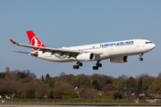 Turkish Airlines Airbus A330-343E (TC-JNP) at  Hamburg - Fuhlsbuettel (Helmut Schmidt), Germany