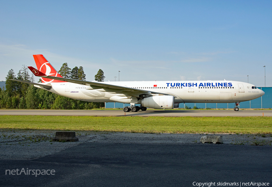 Turkish Airlines Airbus A330-343E (TC-JNR) | Photo 263144