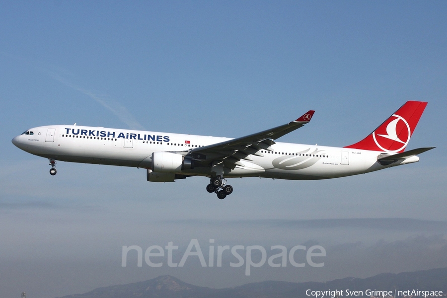 Turkish Airlines Airbus A330-303 (TC-JNT) | Photo 105303