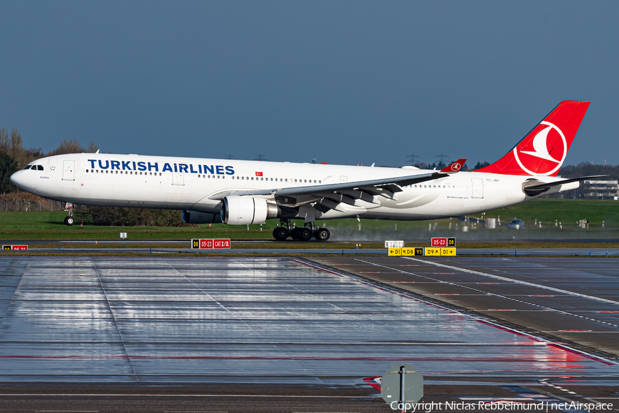 Turkish Airlines Airbus A330-303 (TC-JNT) | Photo 502959