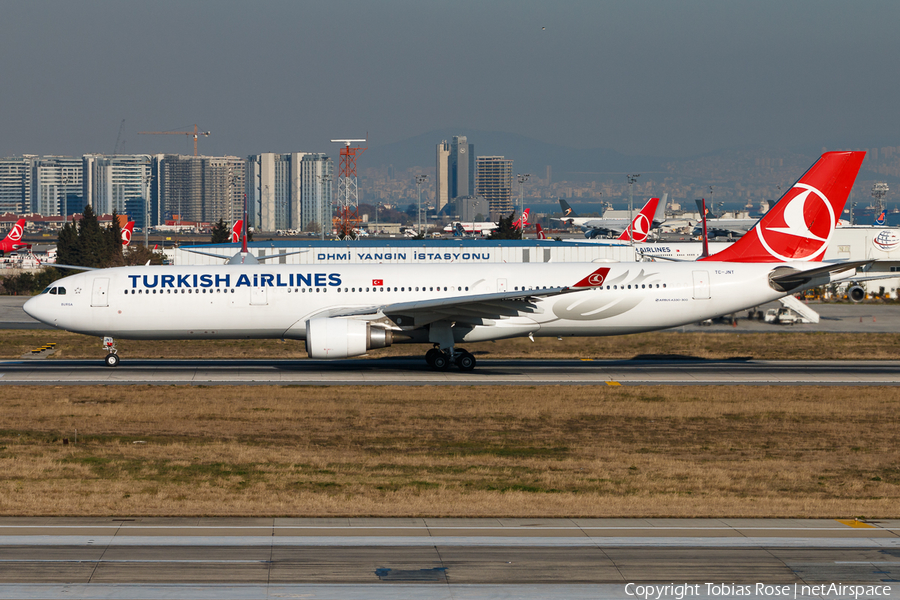 Turkish Airlines Airbus A330-303 (TC-JNT) | Photo 313710