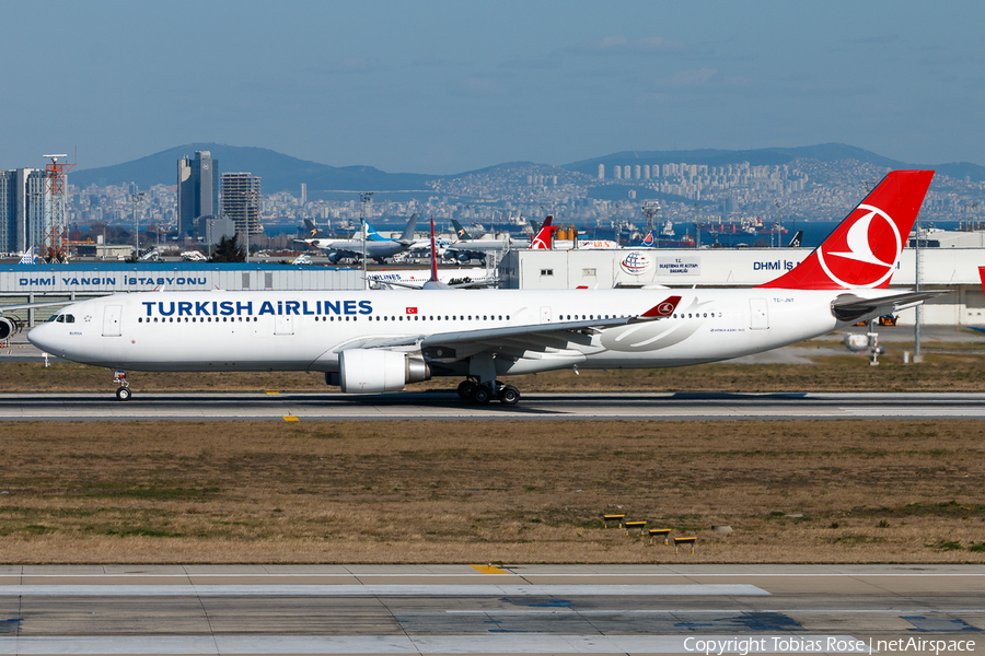 Turkish Airlines Airbus A330-303 (TC-JNT) | Photo 307790