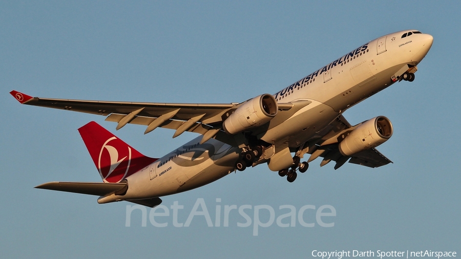 Turkish Airlines Airbus A330-243 (TC-JNV) | Photo 223565