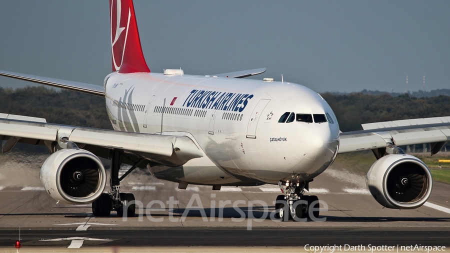 Turkish Airlines Airbus A330-243 (TC-JNV) | Photo 225430