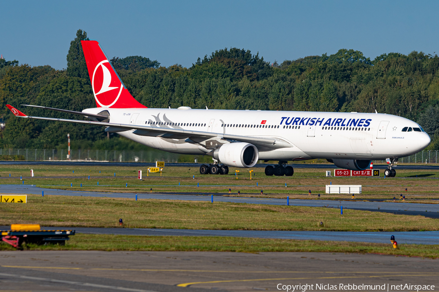 Turkish Airlines Airbus A330-303 (TC-JOA) | Photo 527172