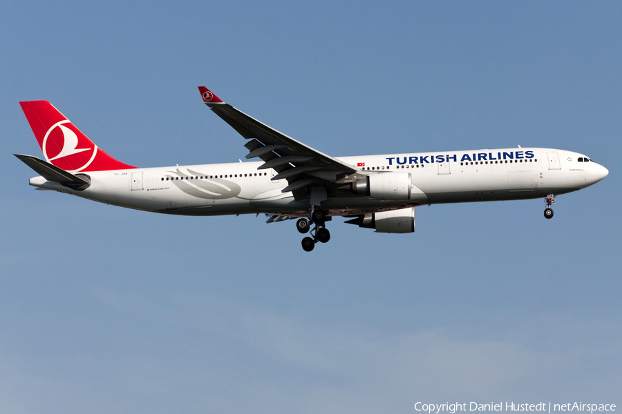 Turkish Airlines Airbus A330-303 (TC-JOA) | Photo 498057