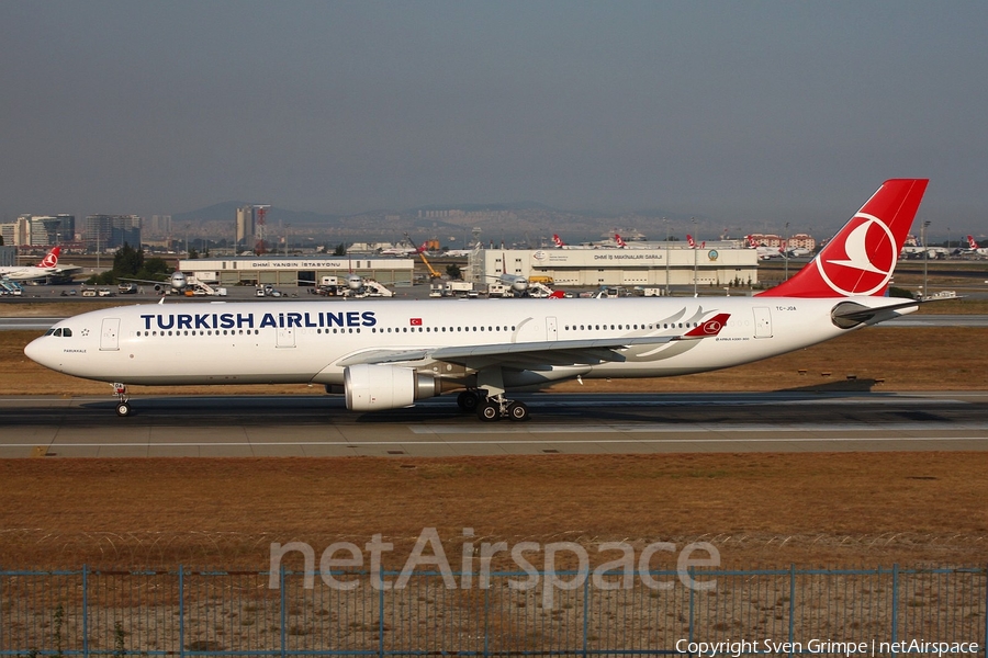 Turkish Airlines Airbus A330-303 (TC-JOA) | Photo 88210