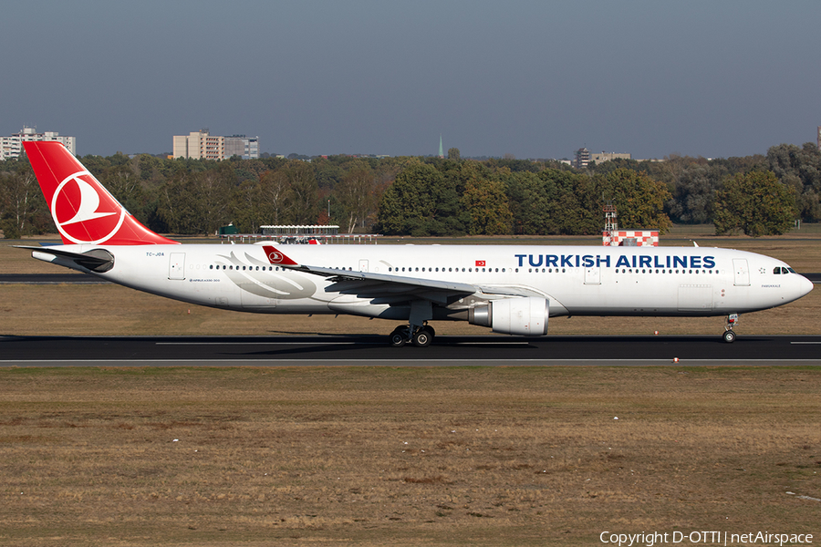 Turkish Airlines Airbus A330-303 (TC-JOA) | Photo 269968