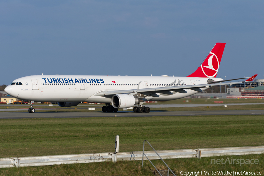 Turkish Airlines Airbus A330-303 (TC-JOD) | Photo 443078