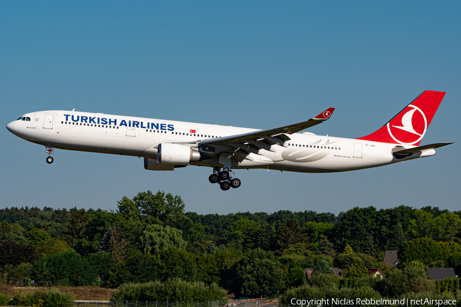 Turkish Airlines Airbus A330-303 (TC-JOD) | Photo 520986