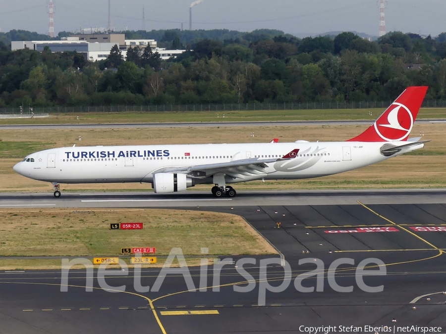 Turkish Airlines Airbus A330-303 (TC-JOF) | Photo 260296