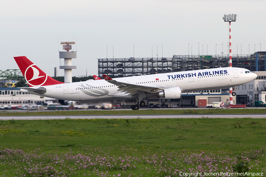 Turkish Airlines Airbus A330-303 (TC-JOF) | Photo 84083