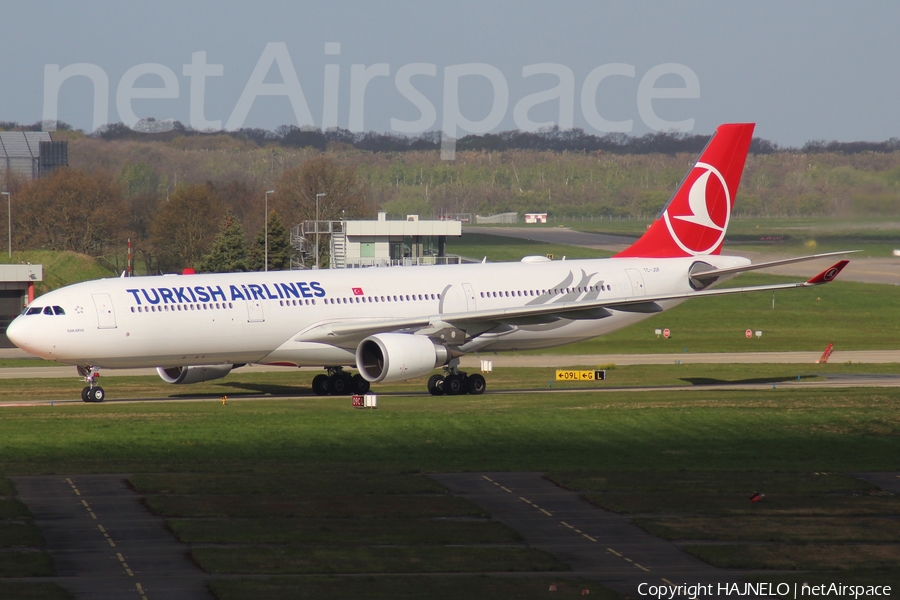 Turkish Airlines Airbus A330-303 (TC-JOF) | Photo 248622