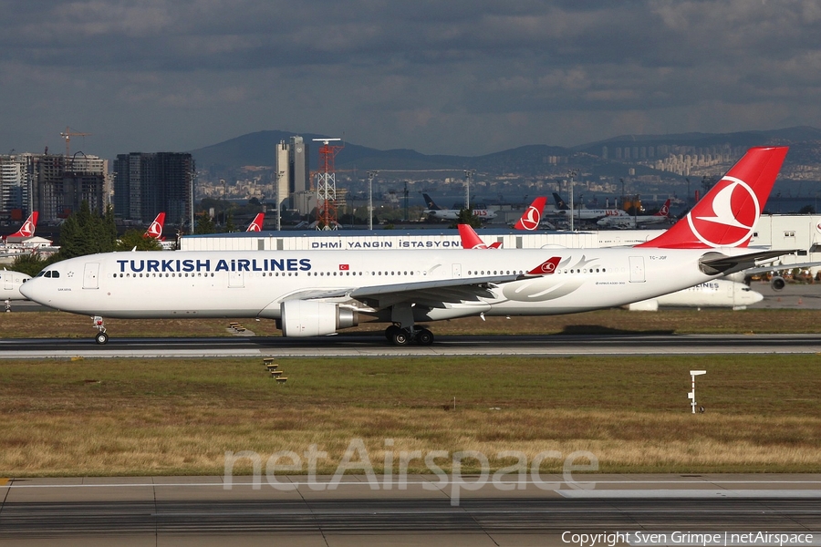 Turkish Airlines Airbus A330-303 (TC-JOF) | Photo 272494