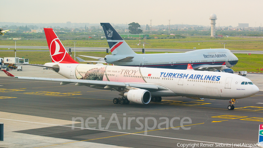 Turkish Airlines Airbus A330-303 (TC-JOG) | Photo 364528