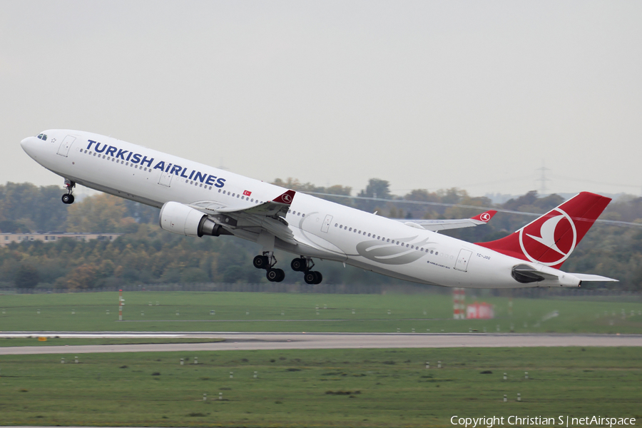 Turkish Airlines Airbus A330-303 (TC-JOG) | Photo 193367