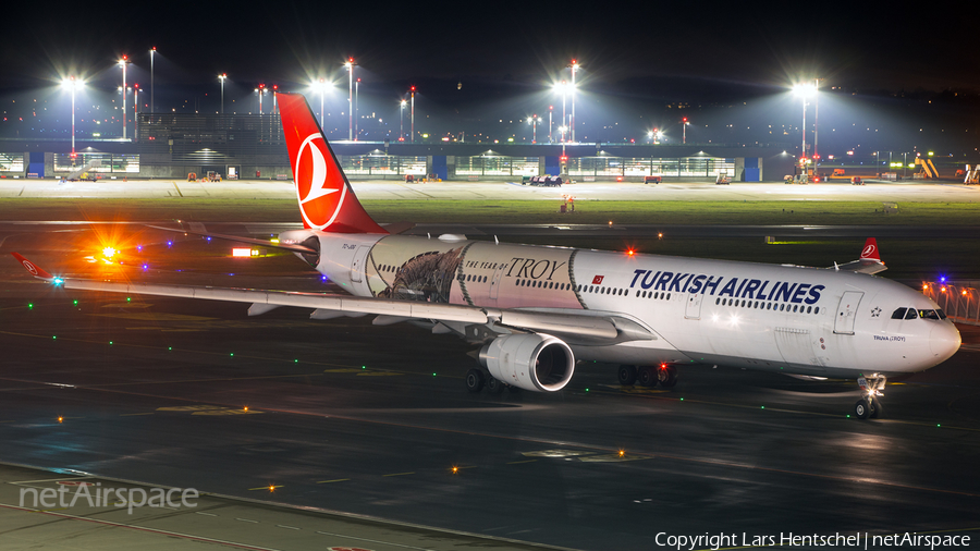 Turkish Airlines Airbus A330-303 (TC-JOG) | Photo 362736