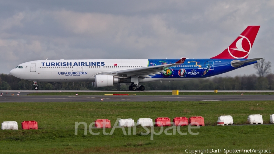 Turkish Airlines Airbus A330-303 (TC-JOH) | Photo 235209